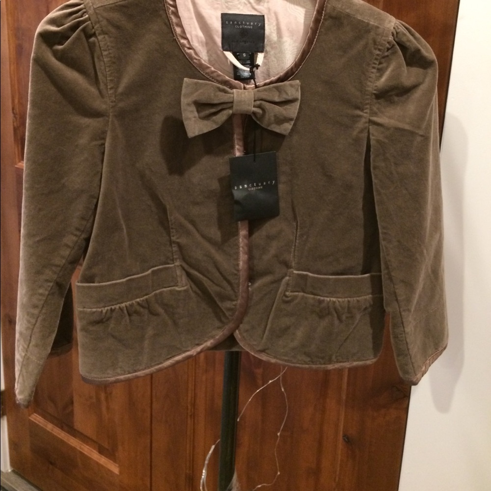 Bow-Front Velvet Blazer in Olive Green